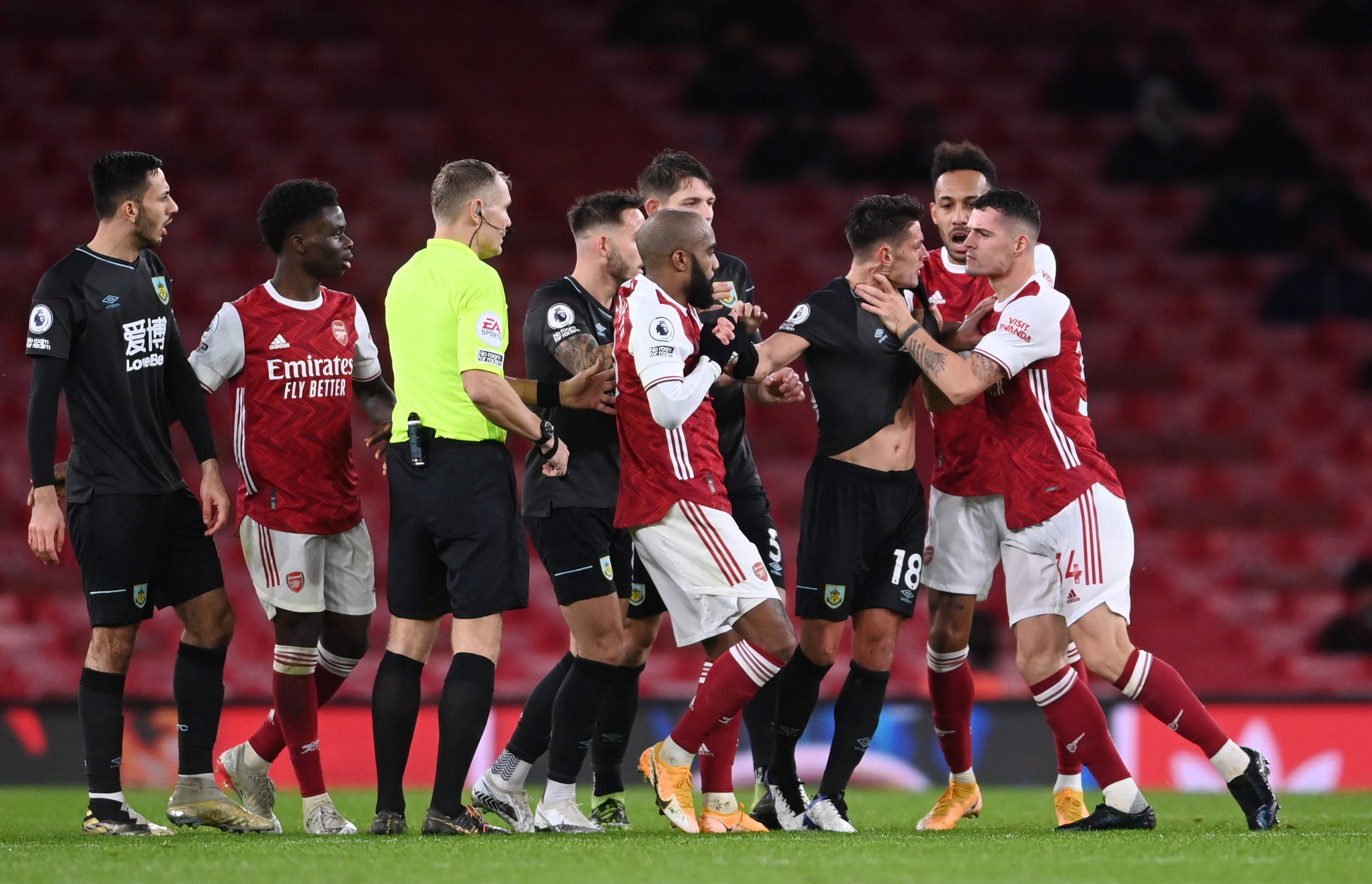 他的个人职 他的个人职