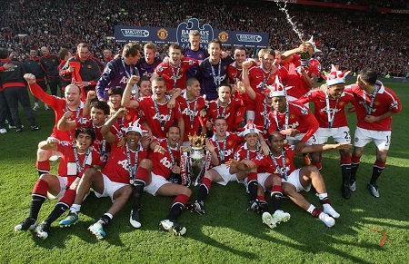 曾效力于多 曾效力于多